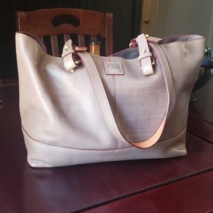 Dooney and Bourke E/W Chelsea